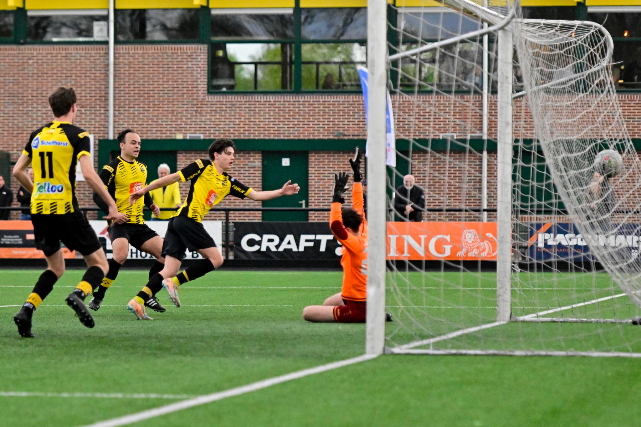 PH NIET LANGS TUBANTIA