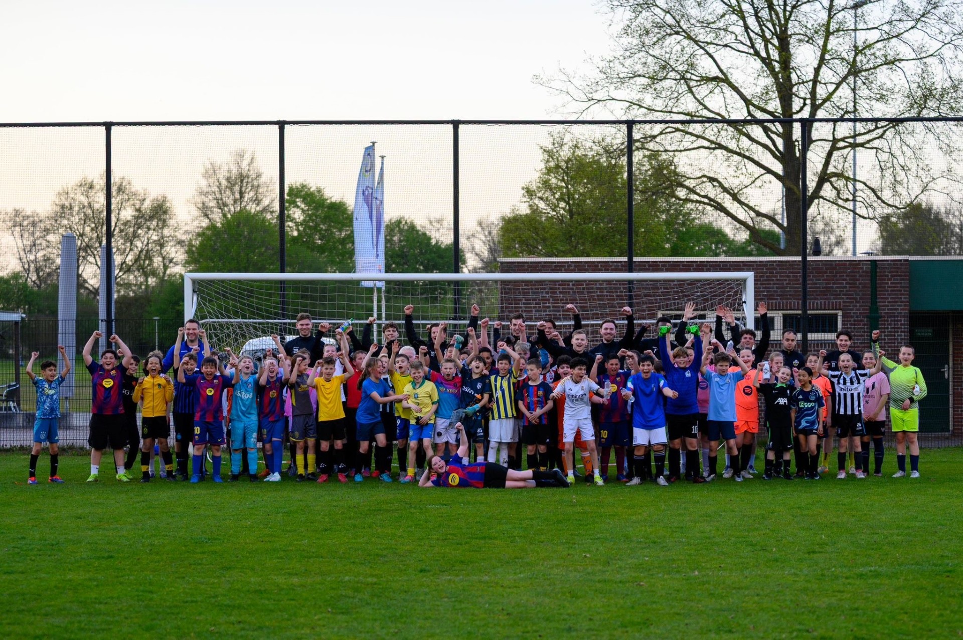 Clinic van PH1 voor de jeugd van JO11 en JO12